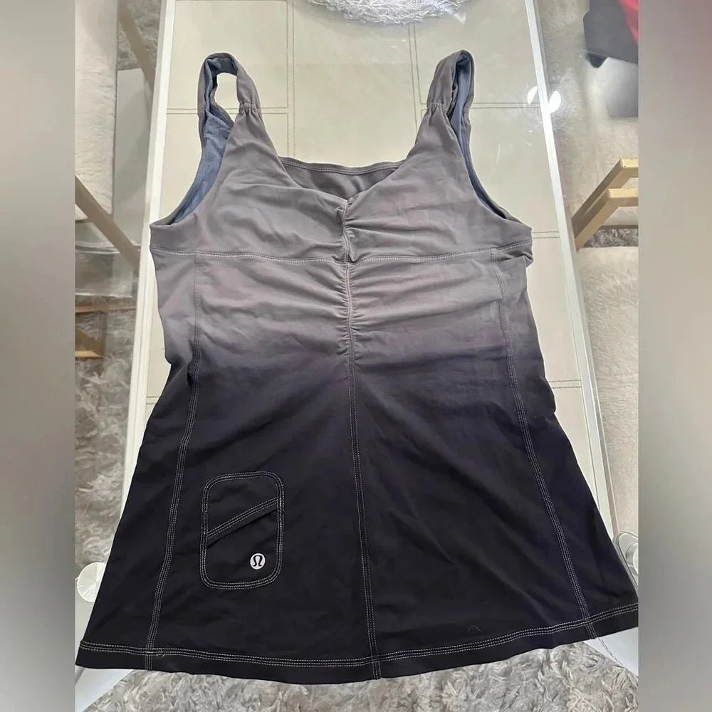 Lululemon tank top size 6